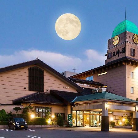 Hotel Awara Onsen Hot Spring Koubou Gurabaatei Exterior foto