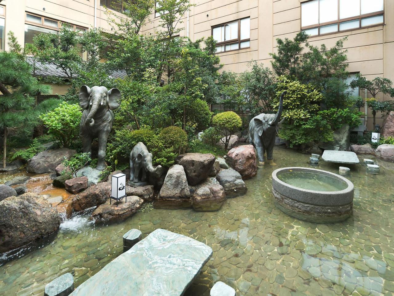 Hotel Awara Onsen Hot Spring Koubou Gurabaatei Exterior foto