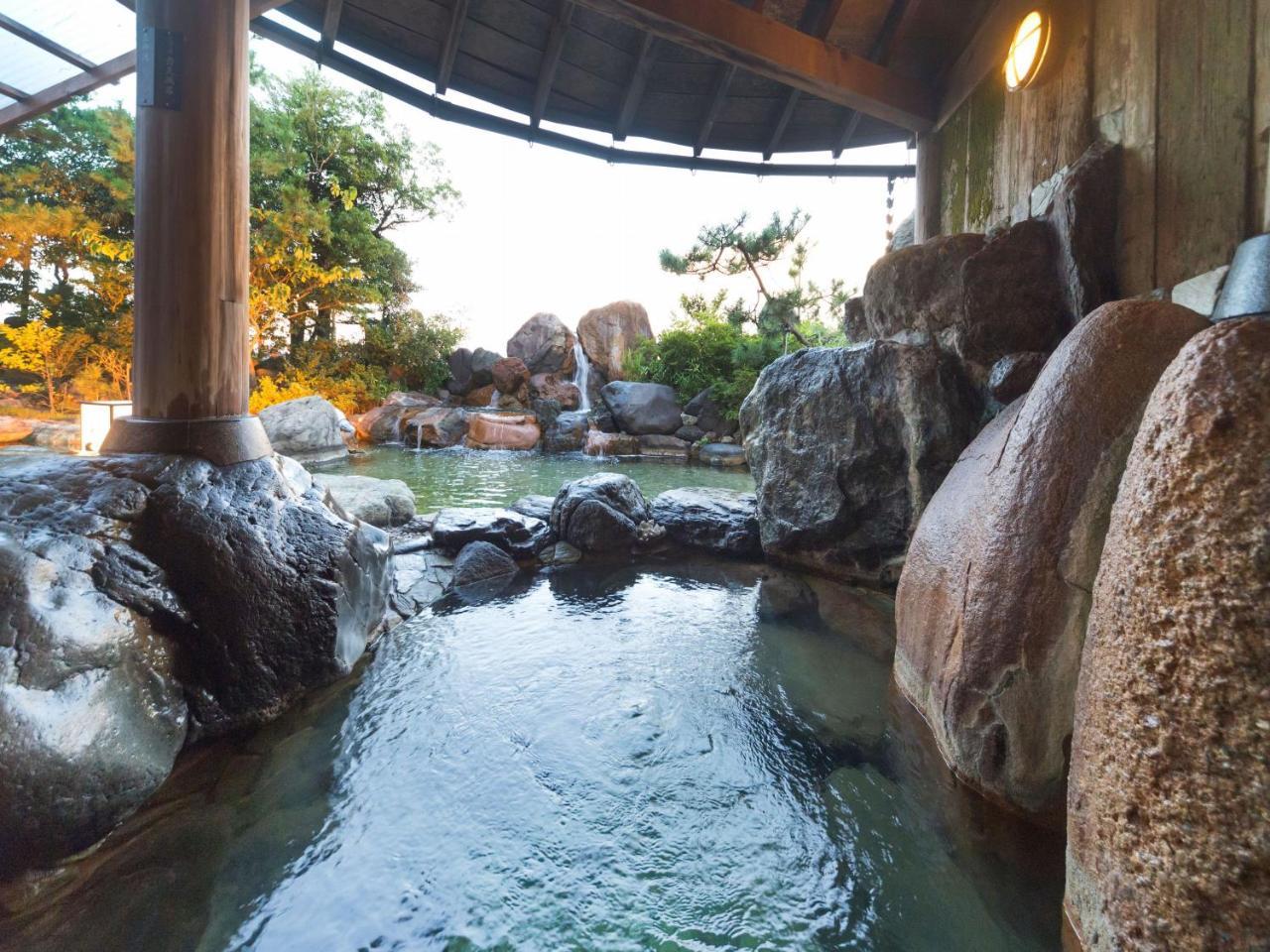 Hotel Awara Onsen Hot Spring Koubou Gurabaatei Exterior foto