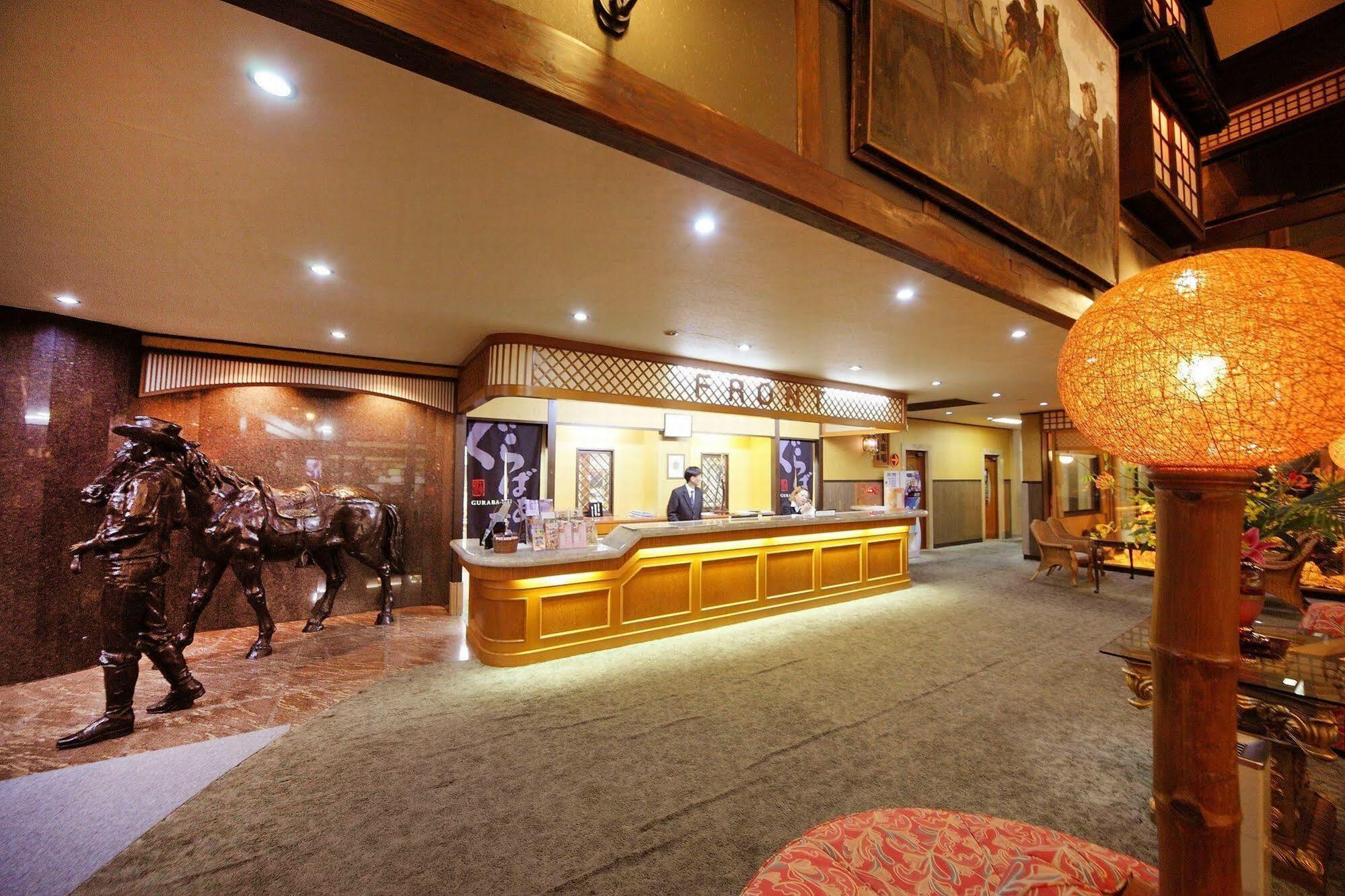 Hotel Awara Onsen Hot Spring Koubou Gurabaatei Exterior foto